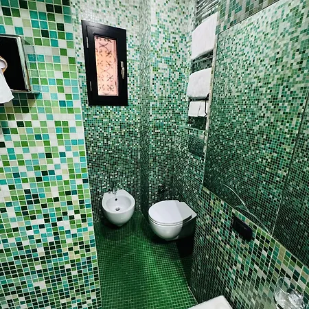 Lhp Piazza Di Spagna