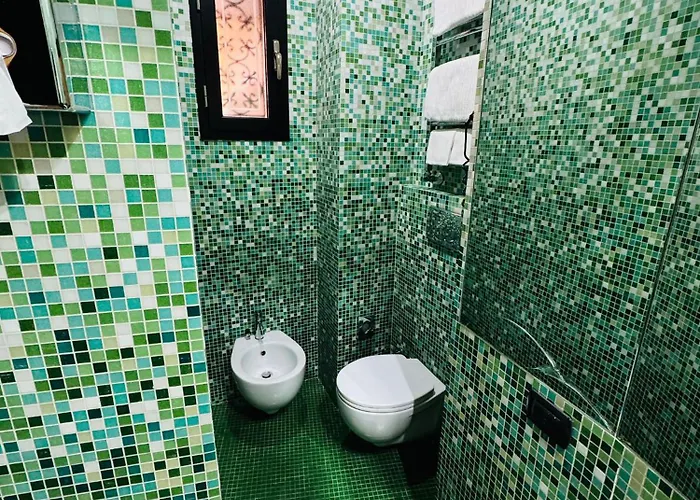 Lhp Piazza Di Spagna